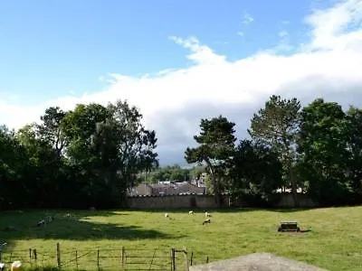 The Bailey Shepherd's Hut And *