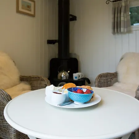 公寓 The Bailey Shepherd's Hut And *