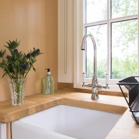 The Bailey Shepherd's Hut And * 斯基普顿