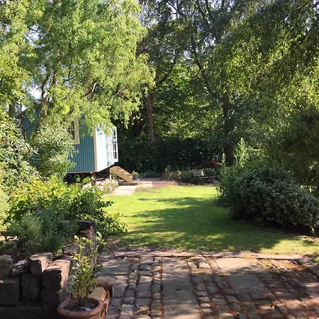 The Bailey Shepherd's Hut And Apartman *
