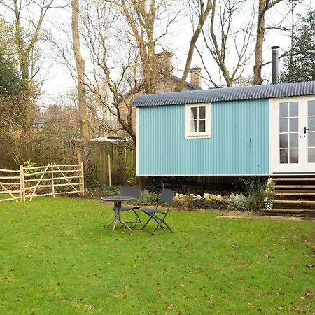 The Bailey Shepherd's Hut And