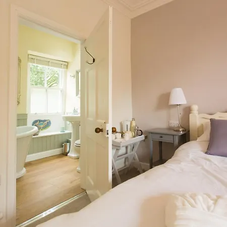 The Bailey Shepherd's Hut And Skipton